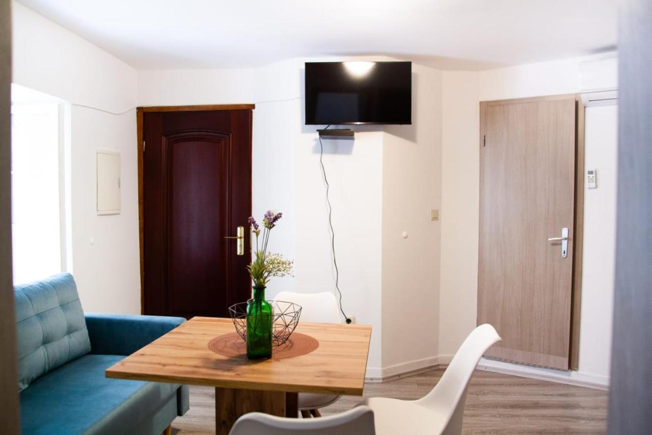 Amber In The Centar Apartment Kastela Exterior photo