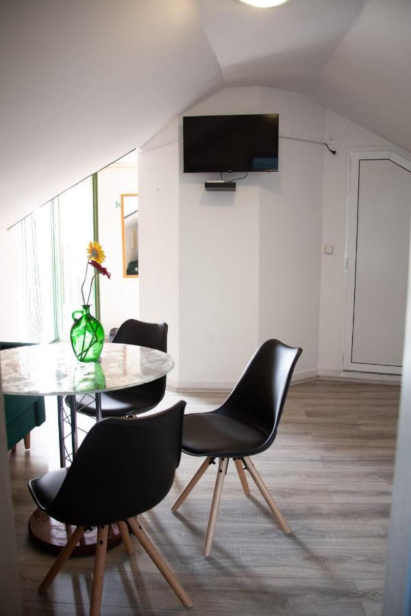 Amber In The Centar Apartment Kastela Exterior photo