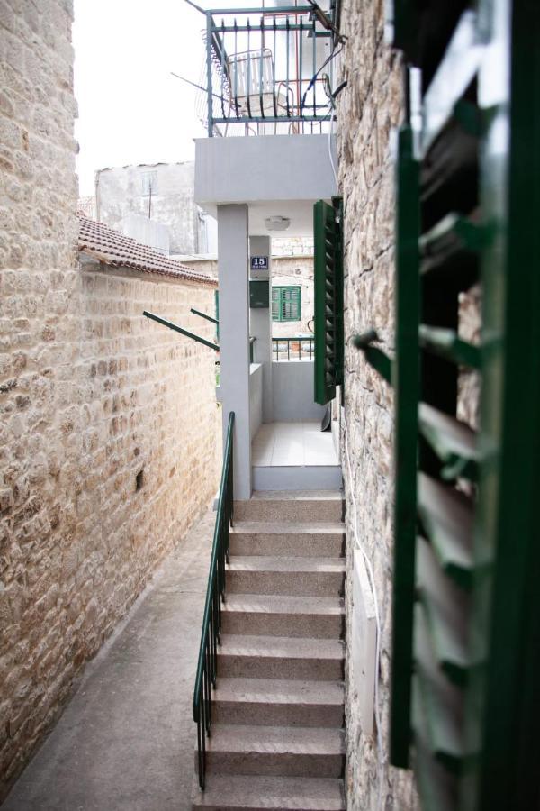 Amber In The Centar Apartment Kastela Exterior photo